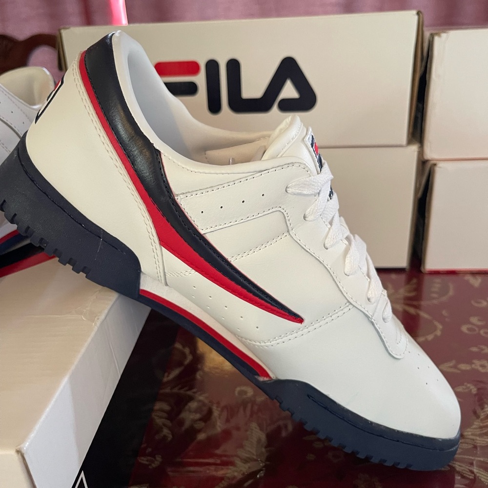 Mens Filas size 12